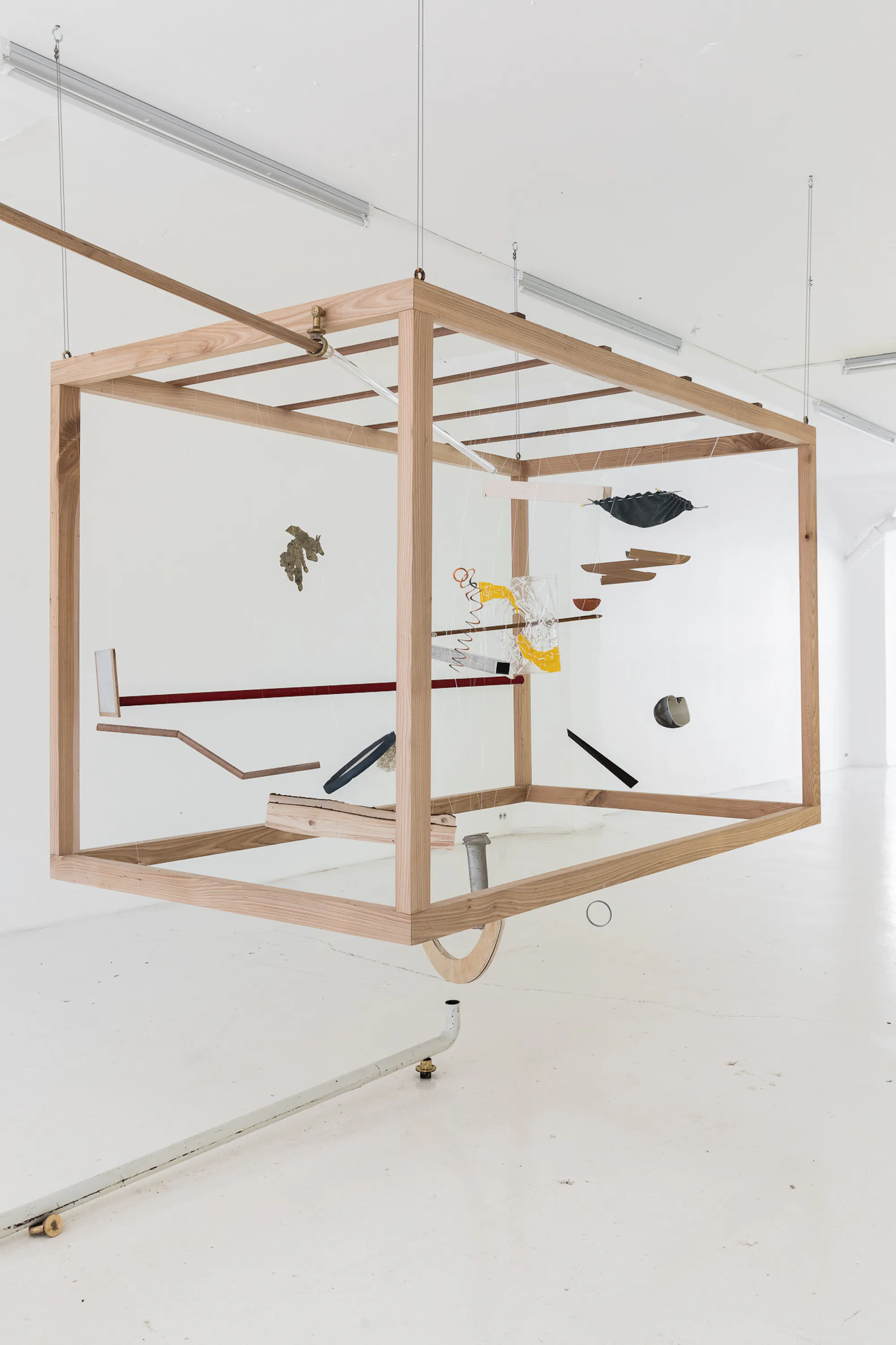 TO BAUHAUS OR NOT TO BAUHAUS - checked